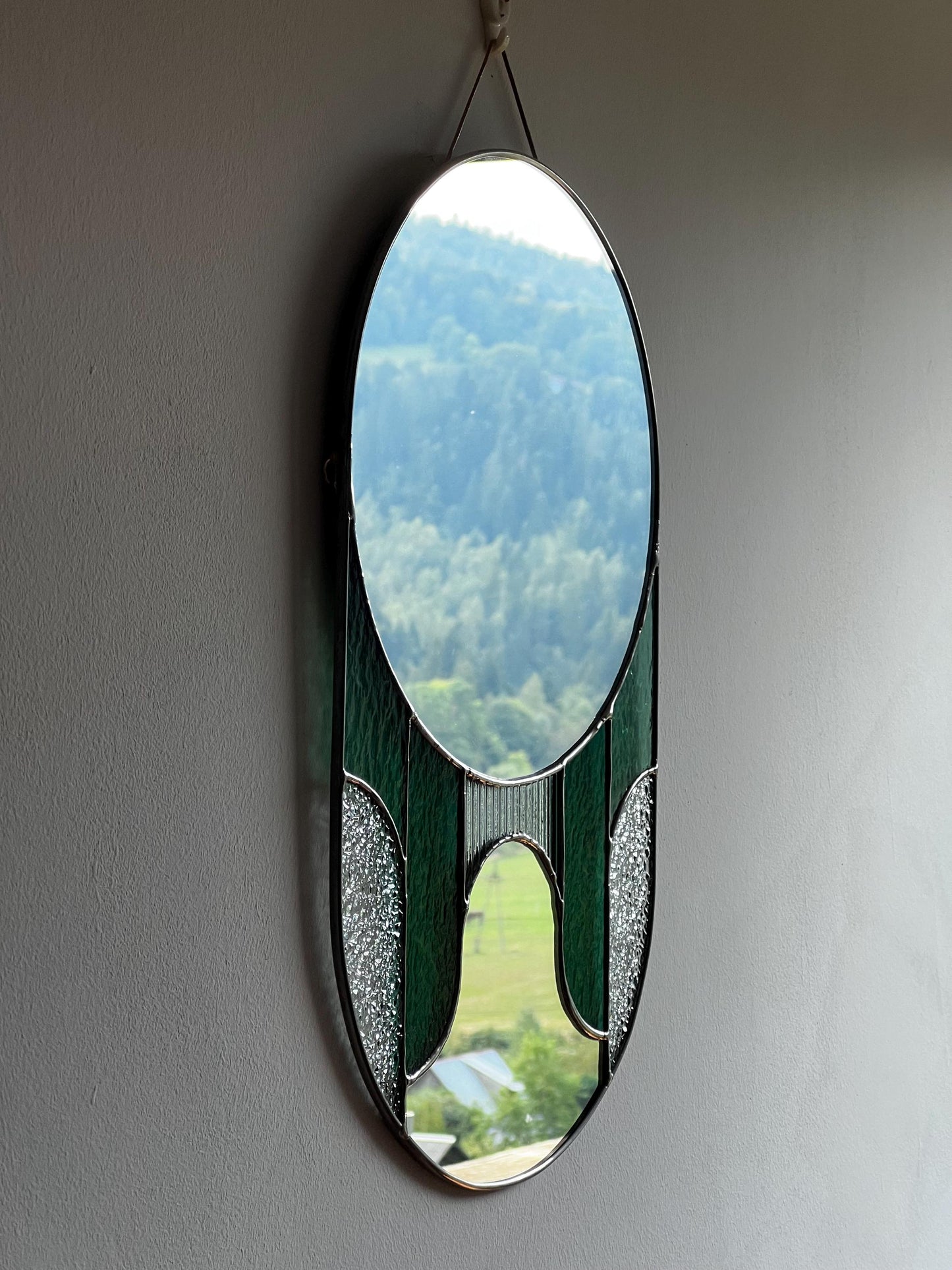 Lustro w stylu Art Deco – elegancka dekoracja do wnętrz