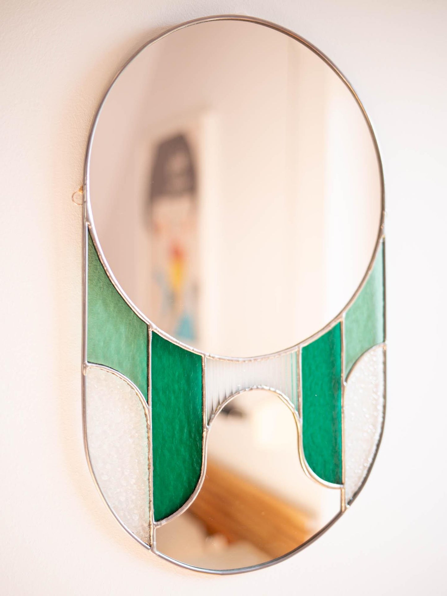 Lustro w stylu Art Deco – elegancka dekoracja do wnętrz