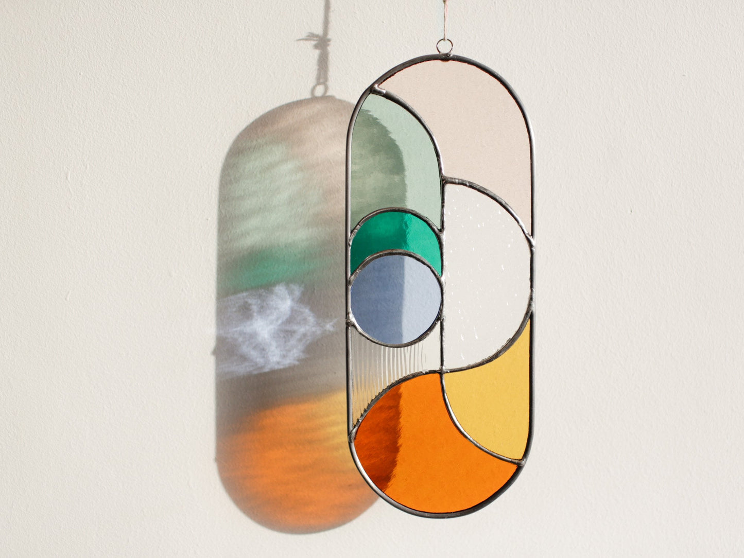 Nowoczesny witrażowy łapacz słońca - suncatcher