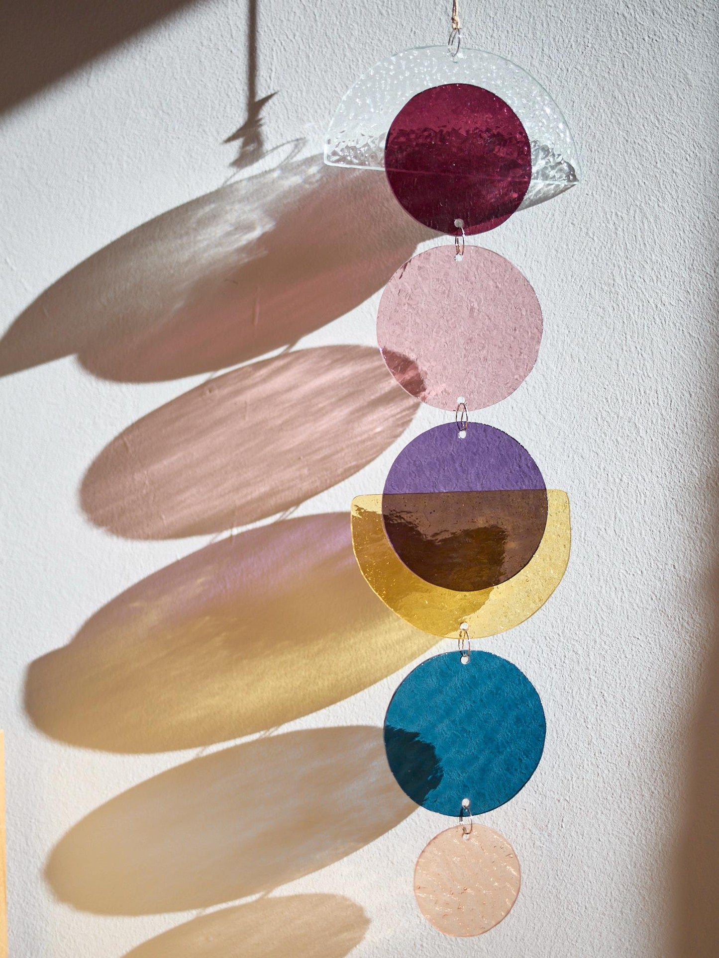 Szklana dekoracja inspirowana stylem art déco