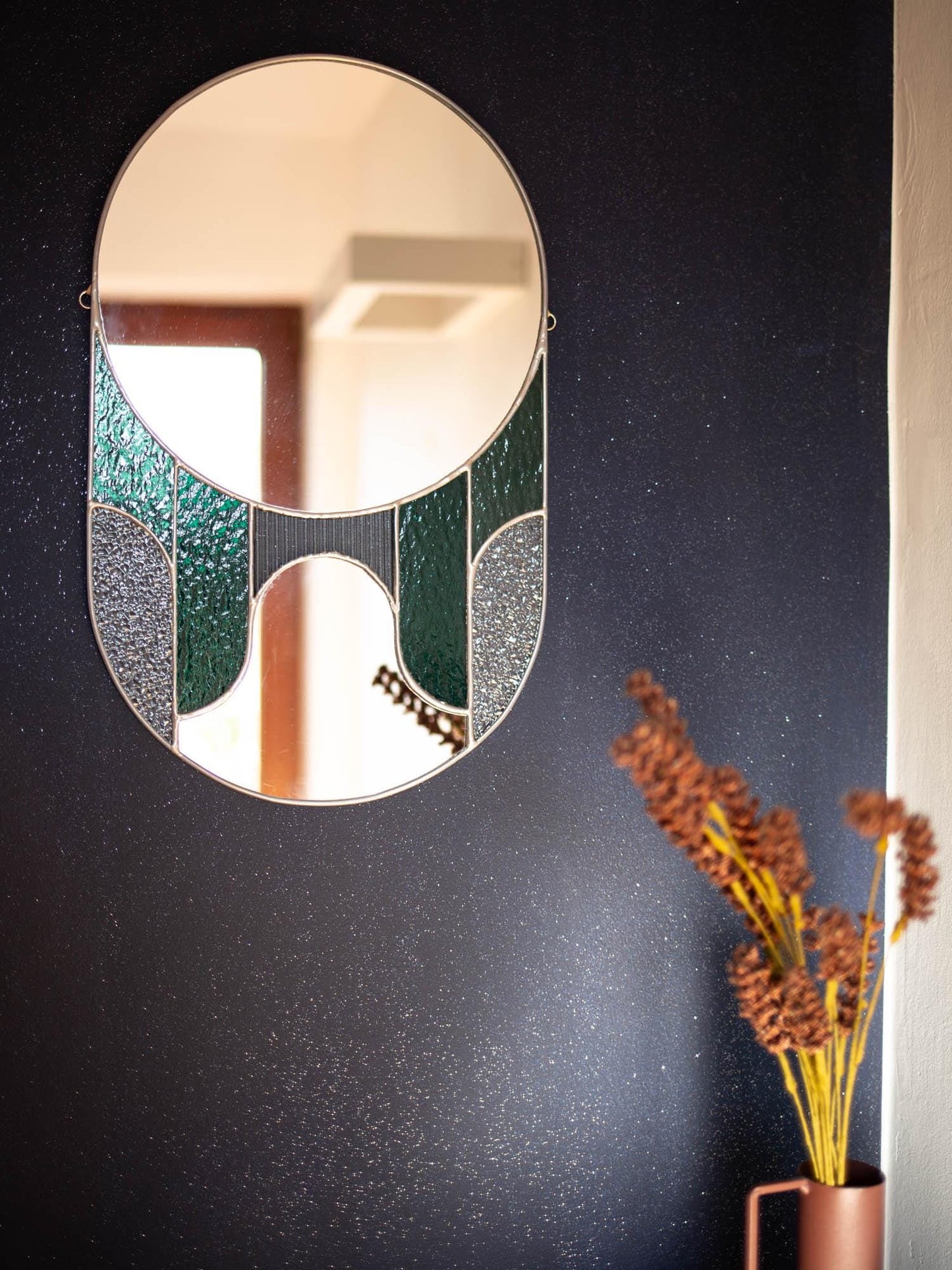 Lustro w stylu Art Deco – elegancka dekoracja do wnętrz